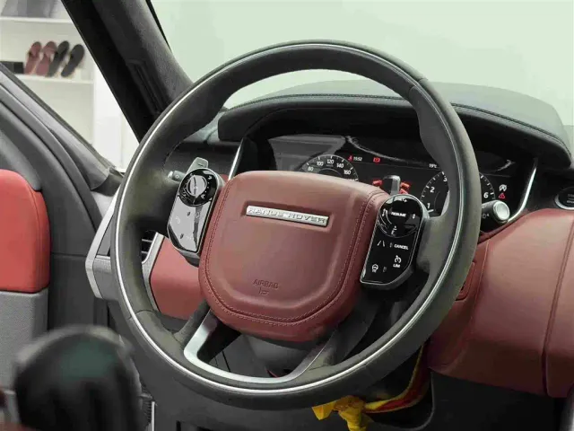 Land Rover Range Rover Sport — Фото автомобиля 13