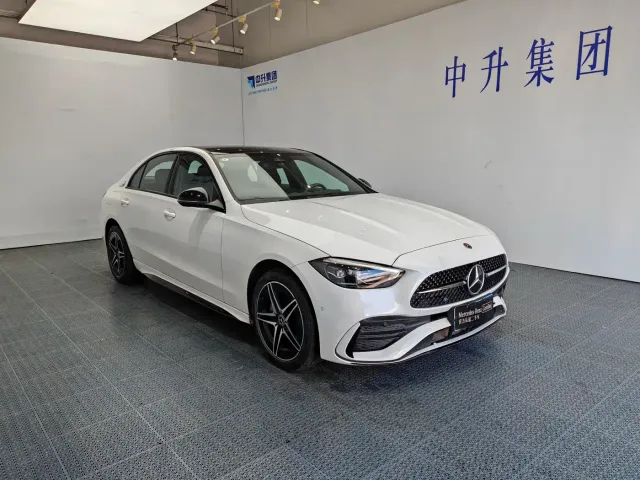 Mercedes-Benz C-Class — Фото автомобиля 3