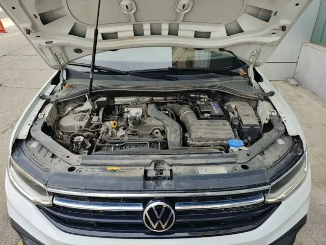 Volkswagen Tiguan L — Фото автомобиля 19
