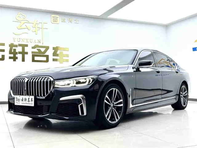Фотография автомобиля — BMW 7 Series