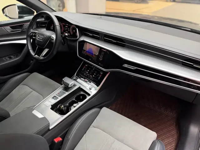 Audi A6L — Фото автомобиля 8