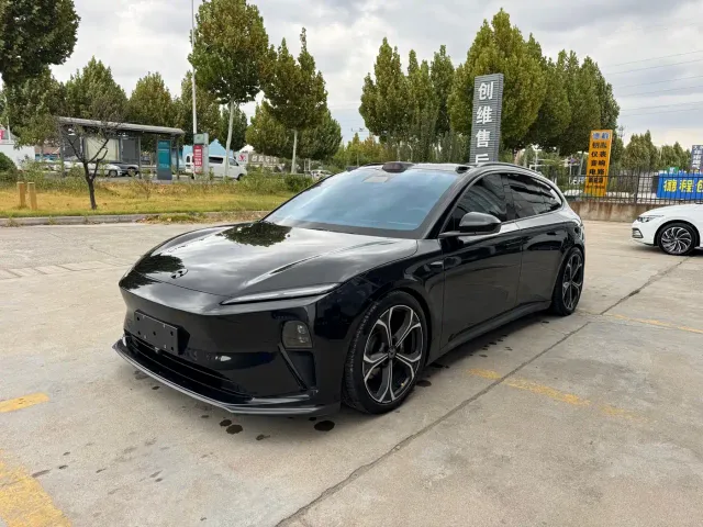 Фотография автомобиля — Nio ET5 Touring