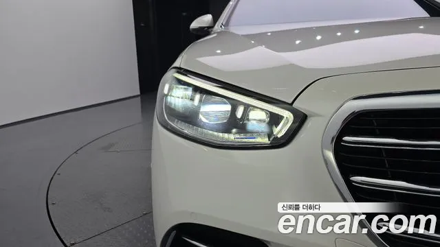 Mercedes-Benz S-Class S-класс W223 — Фото автомобиля 19