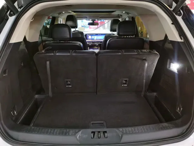 Ford Explorer — Фото автомобиля 13