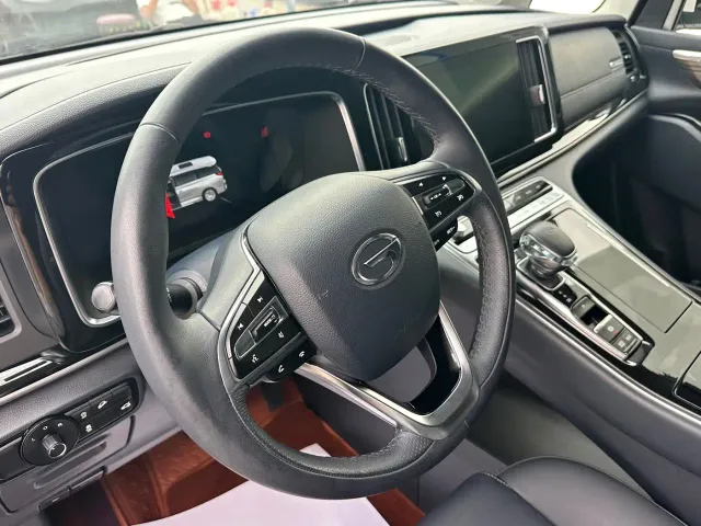 GAC Trumpchi M8 — Фото автомобиля 5