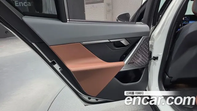 BMW i5 — Фото автомобиля 22