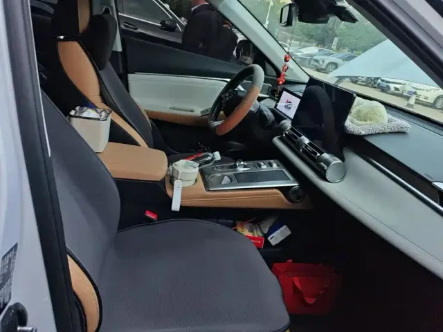 GAC Trumpchi Yingku 2022 1.5T Supernova Max Edition — Фото автомобиля 8