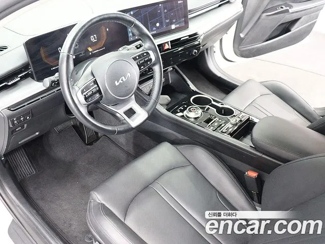 Kia K5 Новый K5 3 поколение 2.0 LPi(Для проката) — Фото автомобиля 17