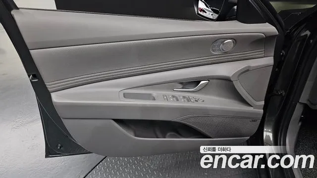 Hyundai AVANTE Новый Avante (CN7) — Фото автомобиля 24