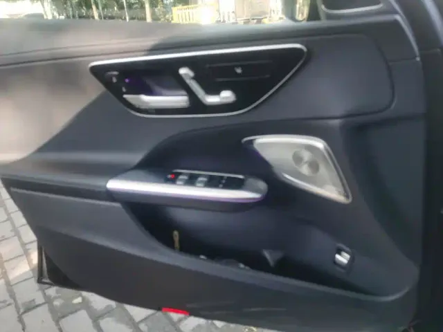 Mercedes-Benz C-Class — Фото автомобиля 7