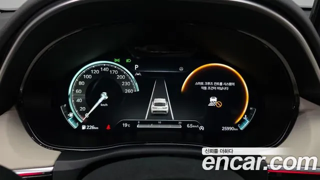 Genesis GV70 — Фото автомобиля 11