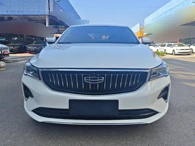 Geely Emgrand — Фото автомобиля 2