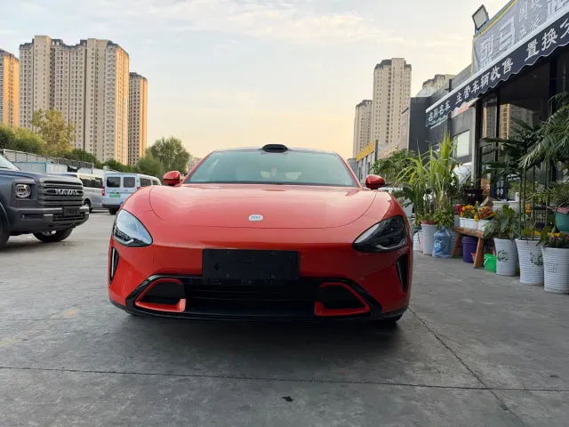 Xiaomi SU7 — Фото автомобиля 2