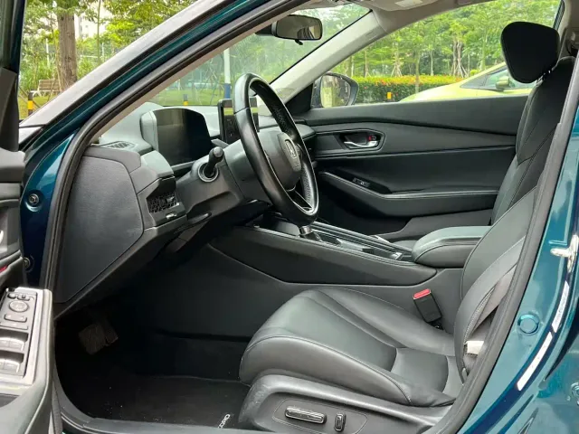 Honda Accord — Фото автомобиля 4