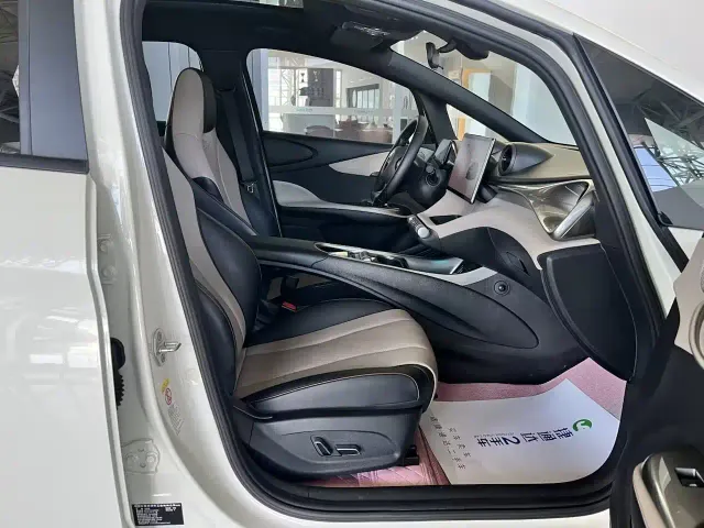 BYD Dolphin — Фото автомобиля 12