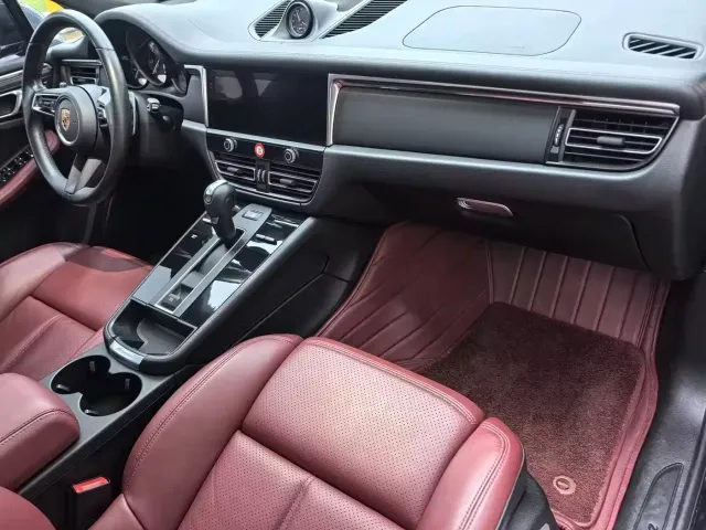 Porsche Macan — Фото автомобиля 8