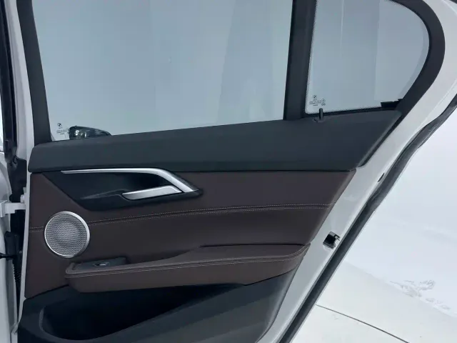 BMW 1 Series — Фото автомобиля 13