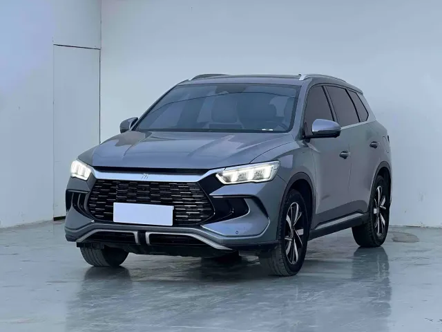 Фотография автомобиля — BYD Song Pro