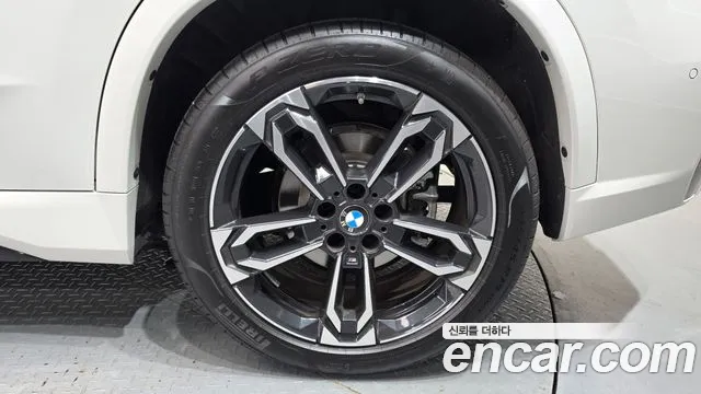 BMW X1 U11 — Фото автомобиля 6