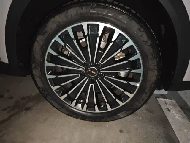 Exeed RX — Фото автомобиля 25