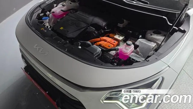 Kia Niro The All New Niro Signature — Фото автомобиля 6