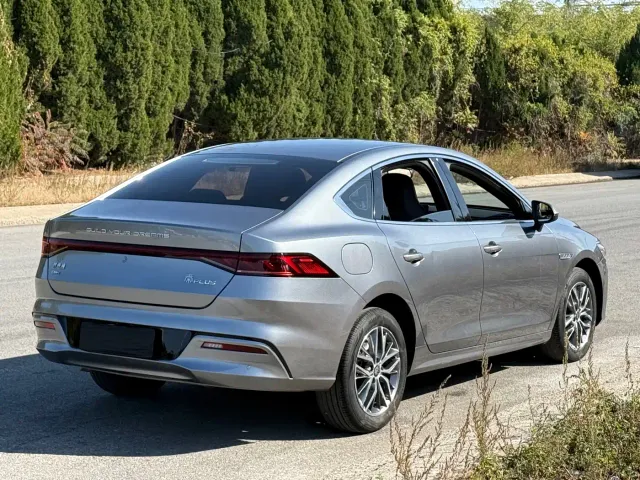 BYD Qin PLUS — Фото автомобиля 6