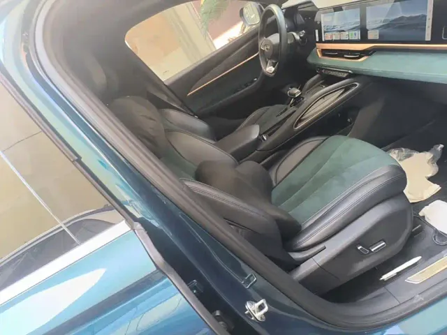 Geely Xingyue L — Фото автомобиля 24
