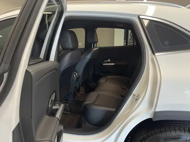 Mercedes-Benz GLA-Class — Фото автомобиля 27
