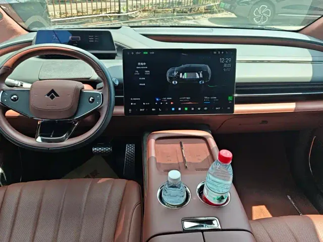 GAC Hyptec HL — Фото автомобиля 12