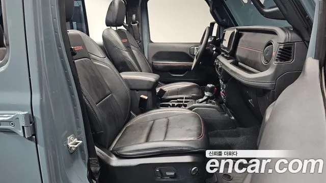Jeep Wrangler Wrangler (JL) — Фото автомобиля 23