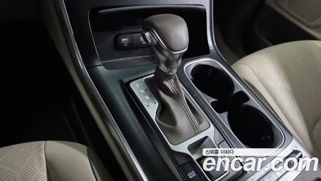Kia Canival Carnival 4 поколение 9 мест Prestige — Фото автомобиля 6