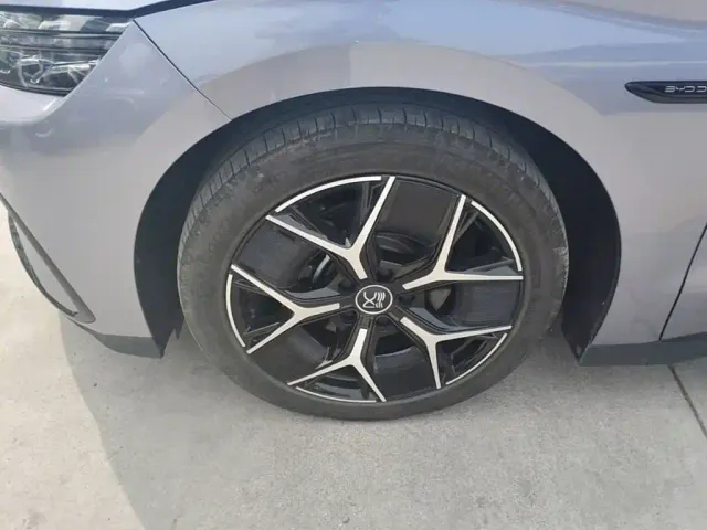 BYD Han 2024 EV Glory Edition 605KM FWD Premium — Фото автомобиля 22