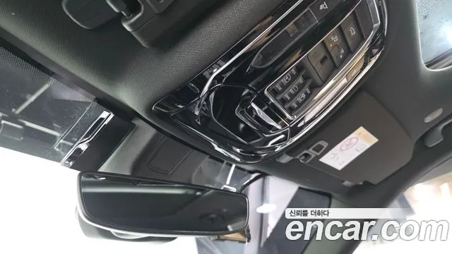 Jeep Cherokee Grand Cherokee(WL) 3.6 Overland — Фото автомобиля 25