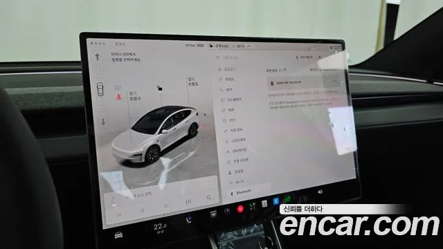 Tesla Model Y — Фото автомобиля 28