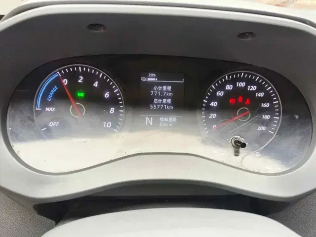 Wuling Yangguang — Фото автомобиля 4