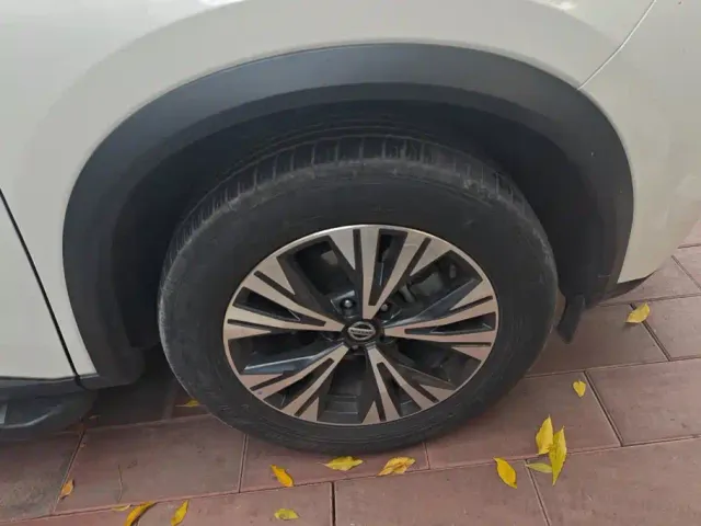 Nissan X-Trail — Фото автомобиля 6