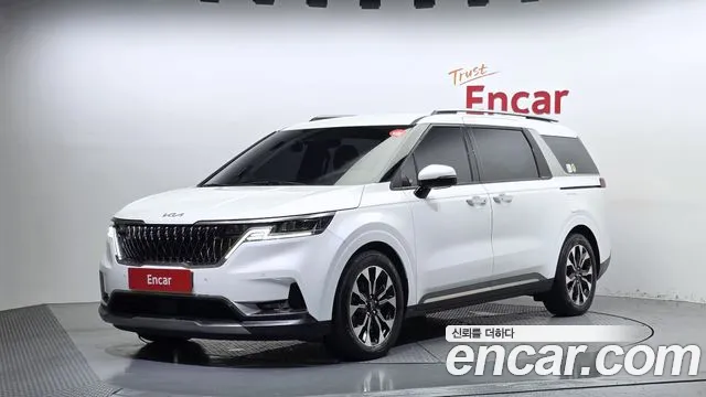 Фотография автомобиля — Kia Carnival Generation 4