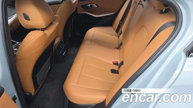 BMW 3-Series 3 серия (G20) 320i M Sport — Фото автомобиля 6