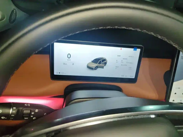 Leapmotor C10 — Фото автомобиля 7