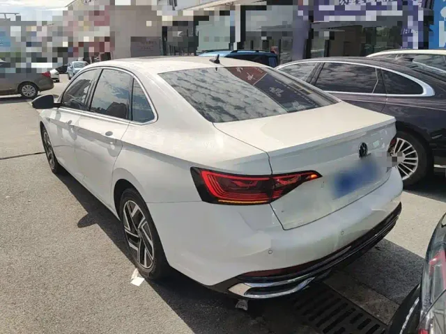 Volkswagen Sagitar — Фото автомобиля 4