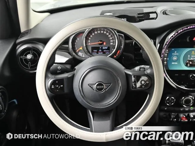MINI Cooper — Фото автомобиля 12