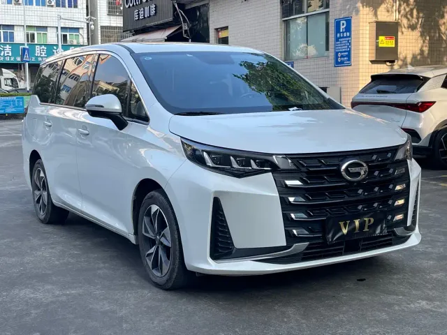 GAC Trumpchi M6 — Фото автомобиля 3