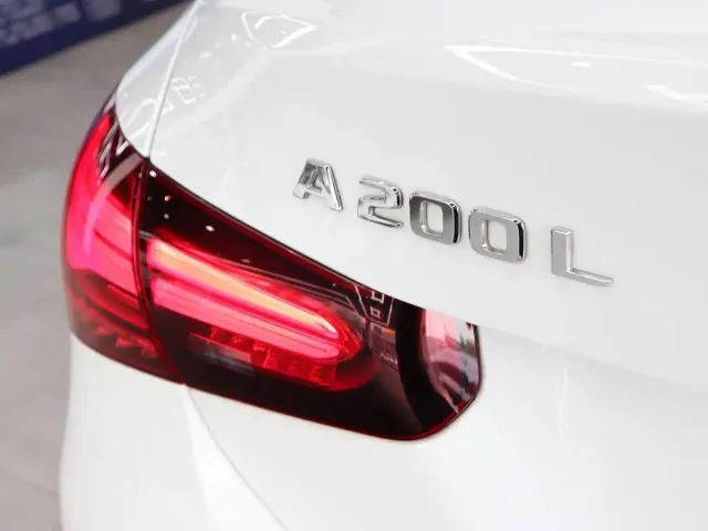 Mercedes-Benz A-Class — Фото автомобиля 13