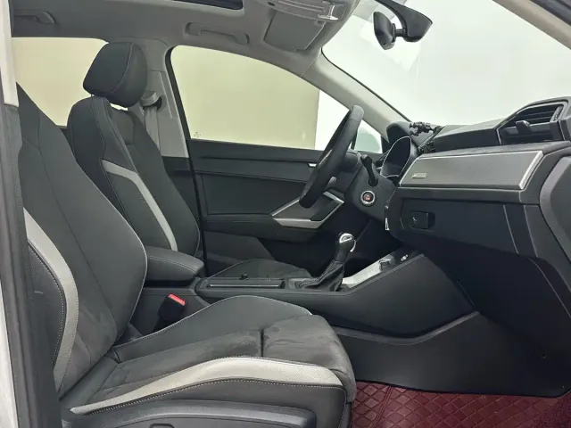 Audi Q3 — Фото автомобиля 9