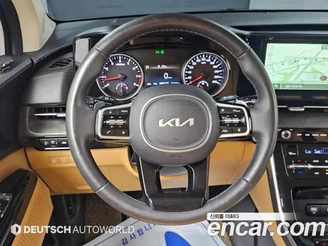 Kia Carnival Generation 4 — Фото автомобиля 13