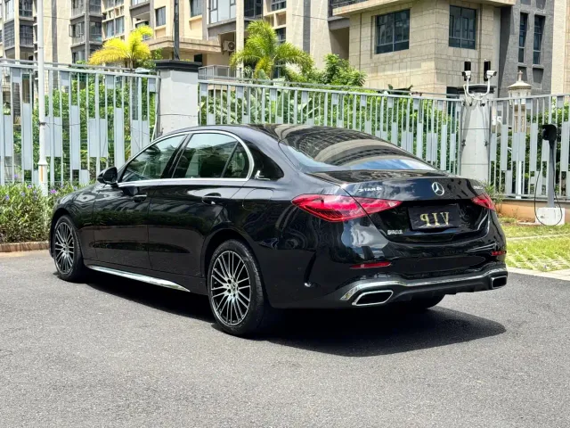 Mercedes-Benz C-Class — Фото автомобиля 18