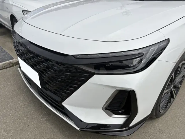 Chery Arrizo 8 — Фото автомобиля 4