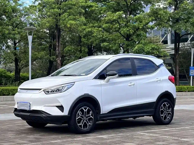 Фотография автомобиля — BYD Yuan Pro