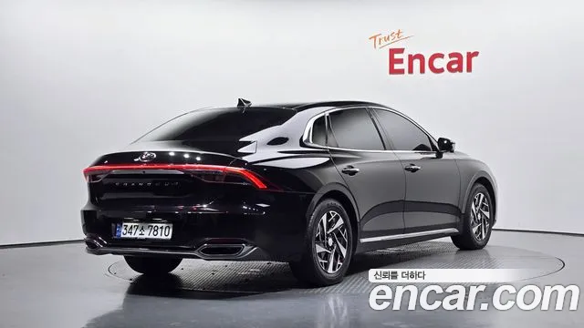 Hyundai Grandeur Exclusive — Фото автомобиля 2