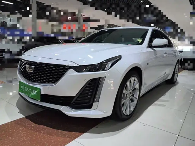 Фотография автомобиля — Cadillac CT5